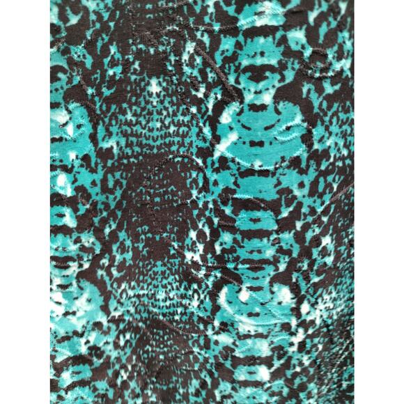 Notations Women's Size Large Green Snakeskin Print Bell Sleeve Popover Top - Picture 2 of 7
